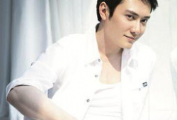 黄晓明背景身世,从普通家庭走出的影视巨星之路